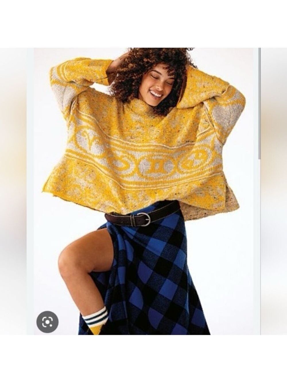 RARE! Free People Aquarius Pullover Poncho
Yellow and Gray
Size Small